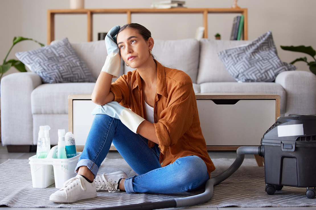 How Many Calories Do You Burn Cleaning the House? Full 1, 2, and 3 Hour Breakdown by Task
