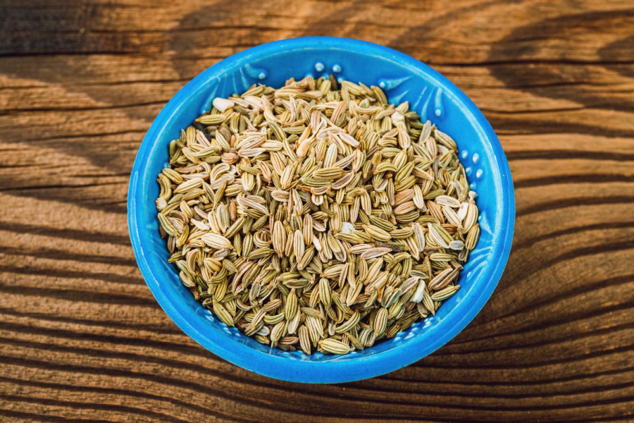 A bowl of fennel seeds