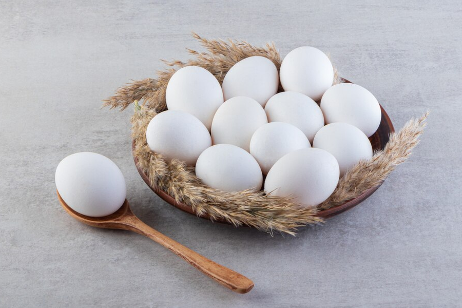 Fresh whole eggs